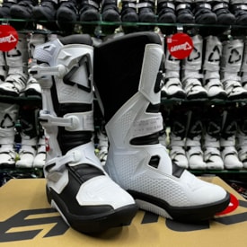 Segunda imagem do produto Bota Leatt 3.5 Junior Branco Preto